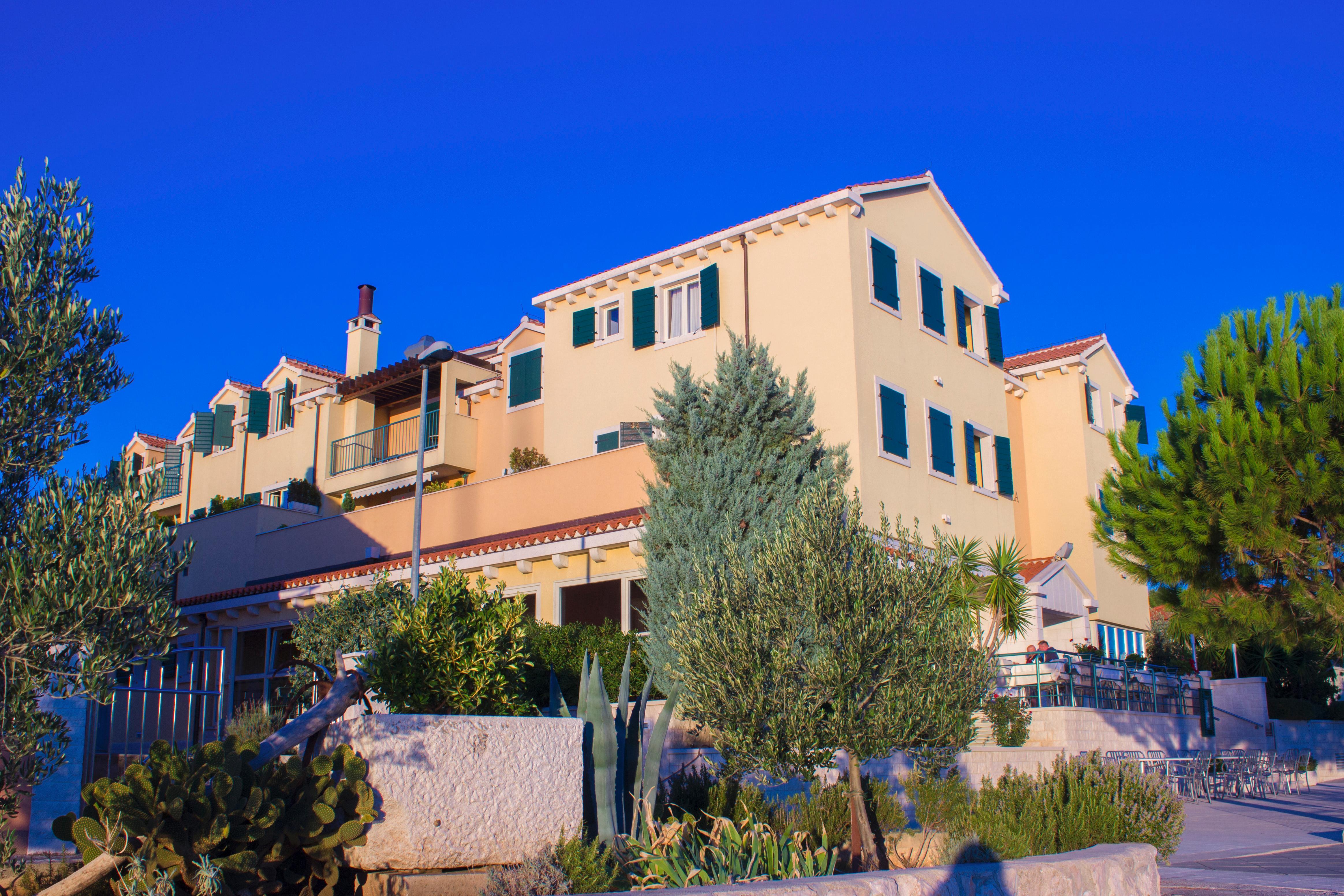 Hotel Spongiola Крапани Екстериор снимка