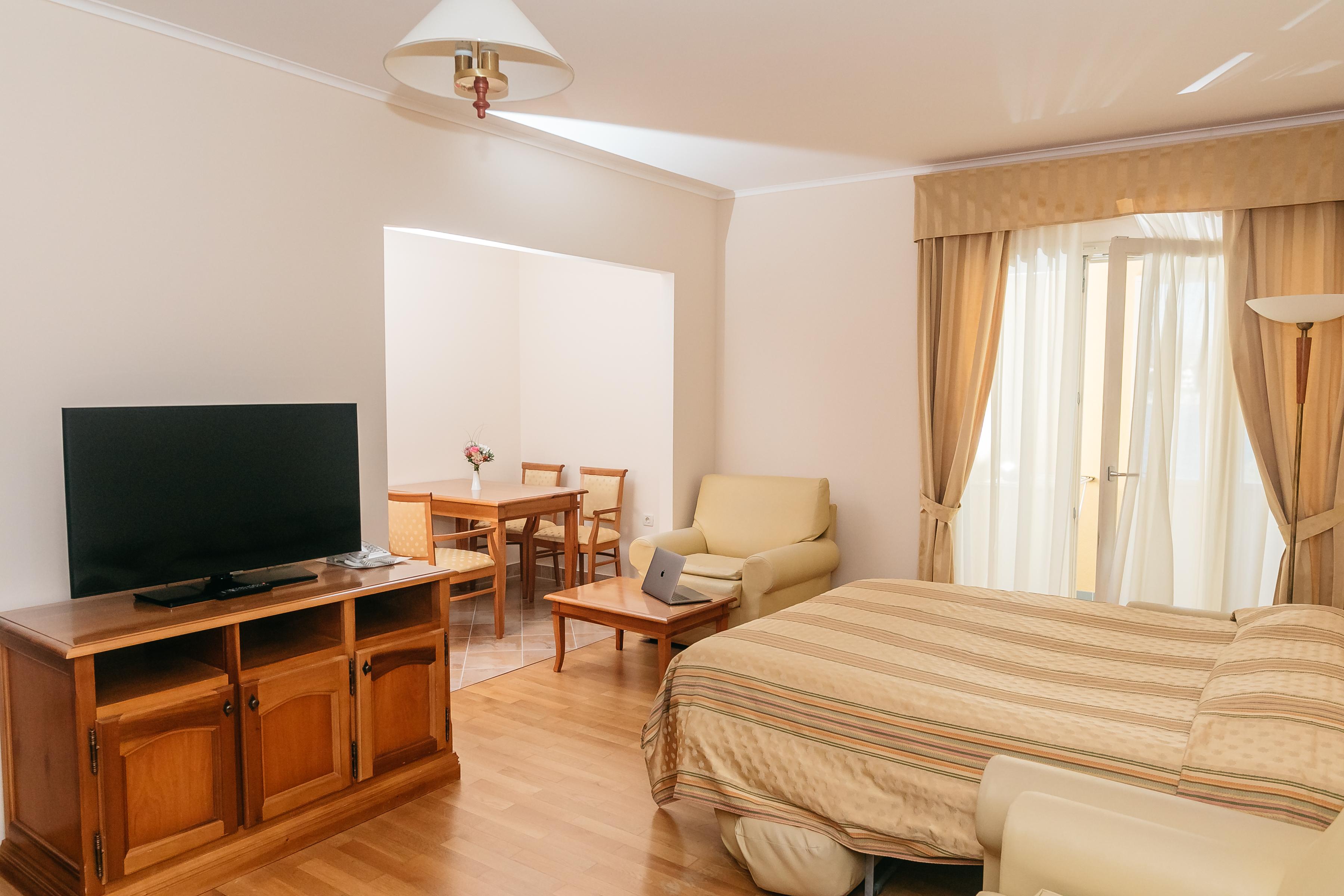 Hotel Spongiola Крапани Екстериор снимка