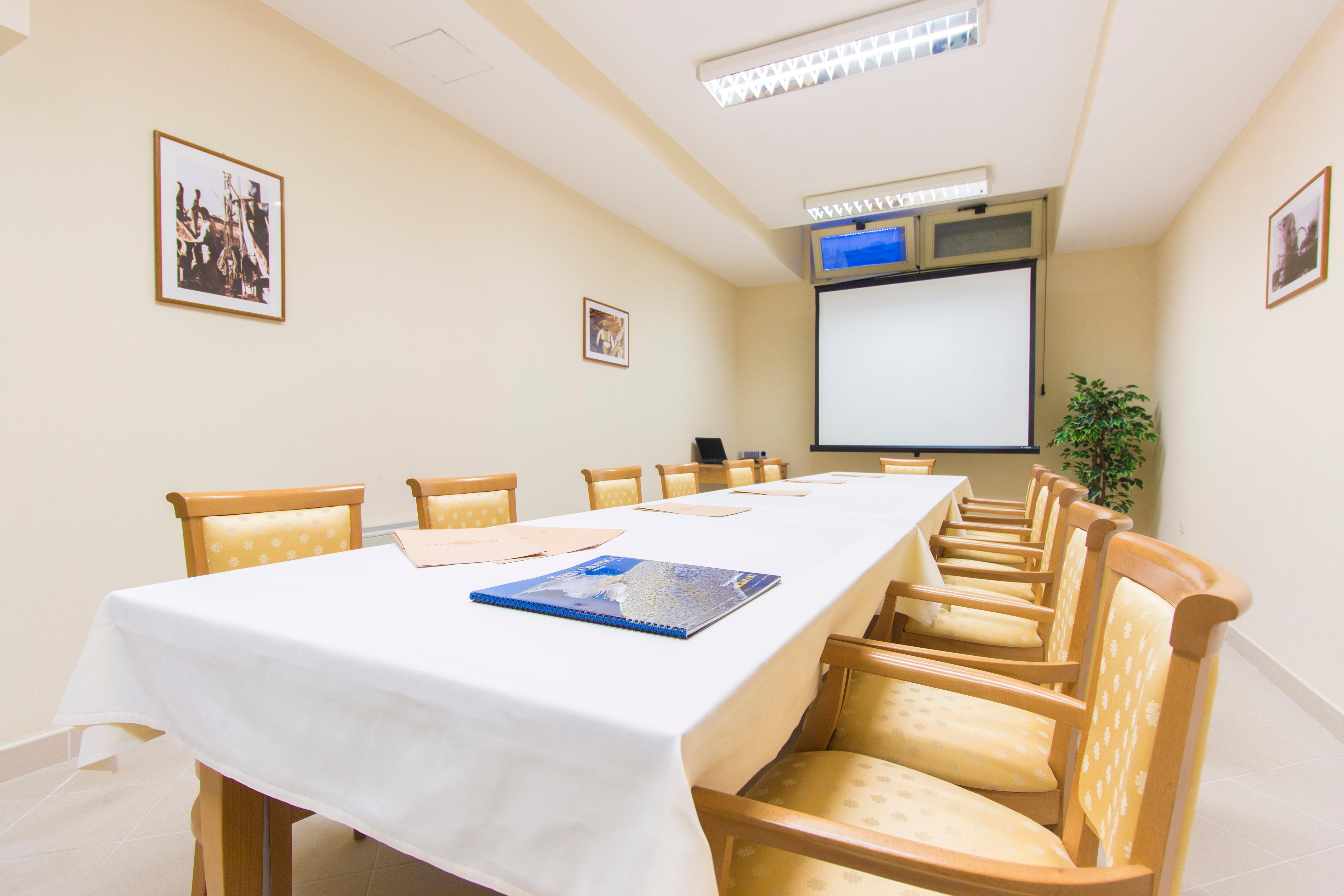 Hotel Spongiola Крапани Екстериор снимка