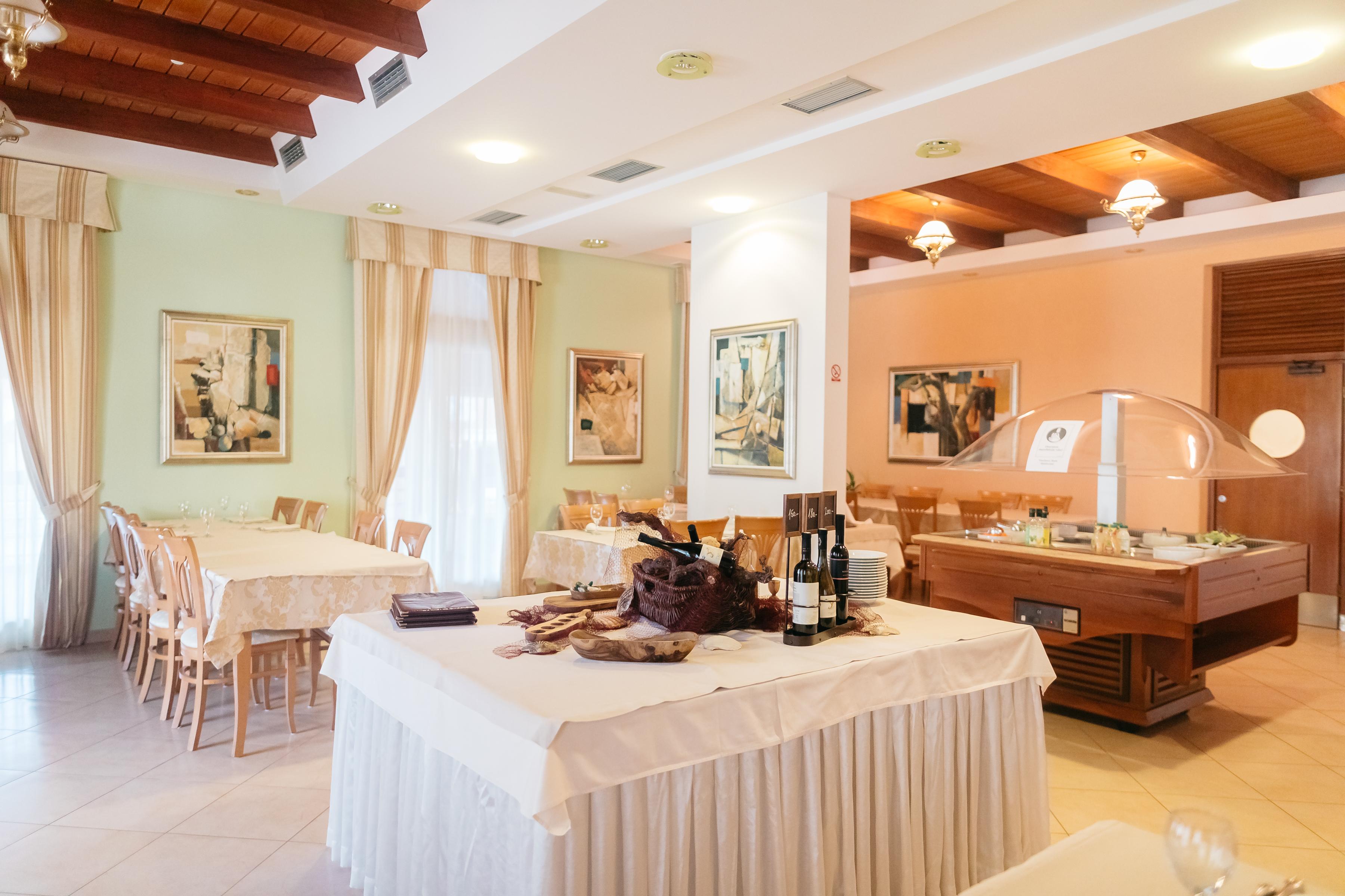 Hotel Spongiola Крапани Екстериор снимка