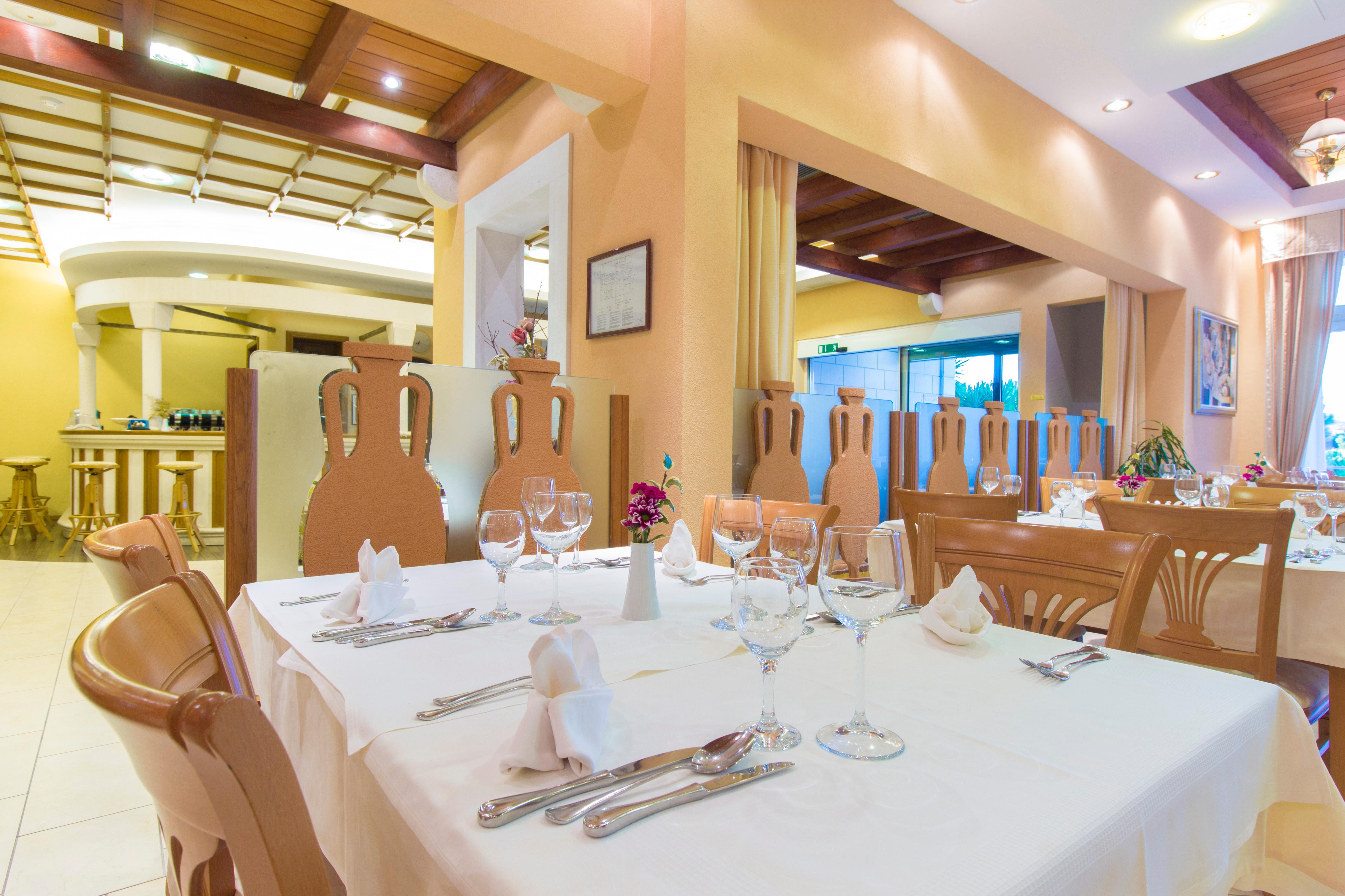 Hotel Spongiola Крапани Екстериор снимка